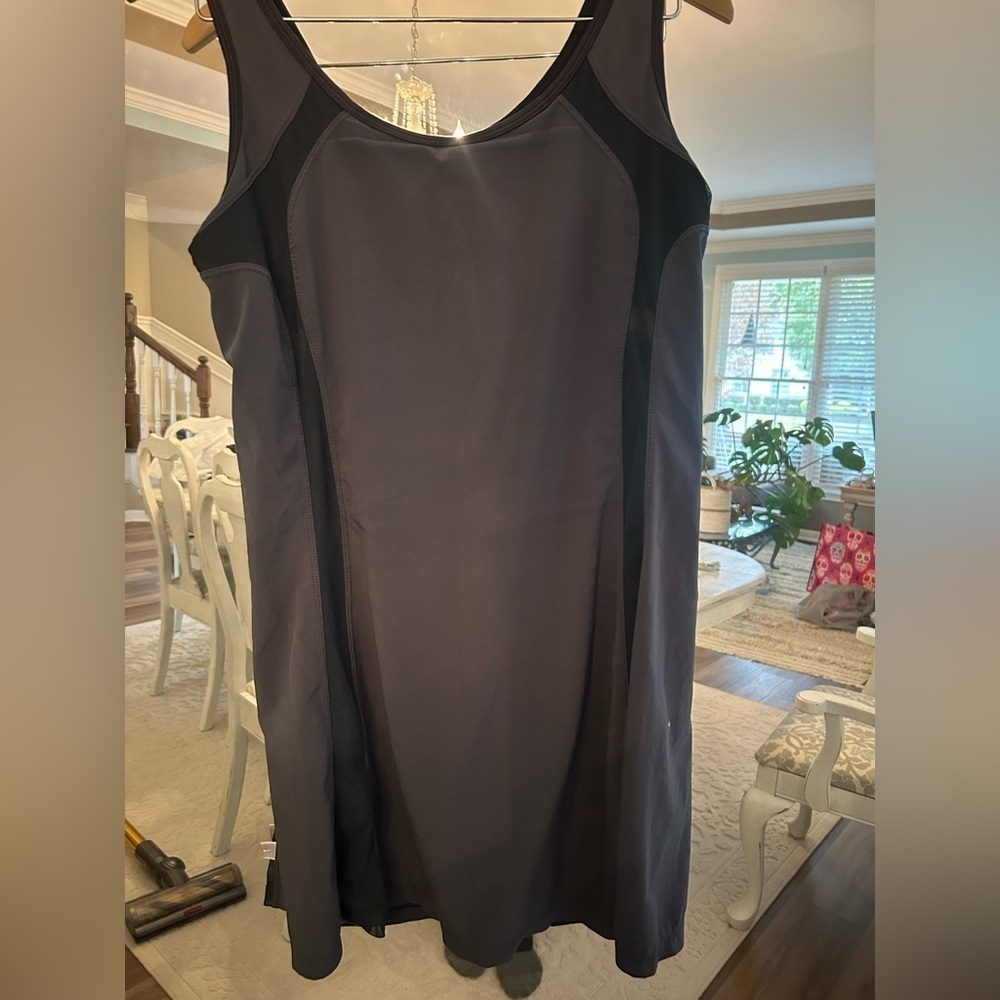 Nike Dri-Fit Victory Tennis Dress Size Large Charcoal Gray Built in Bra/Shorts - Picture 2 of 5